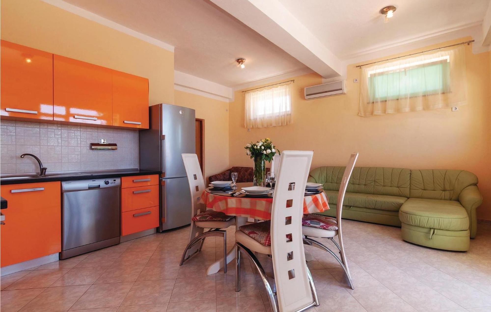 Awesome Apartment In Ribnica-Krusevo With Kitchen Anić エクステリア 写真